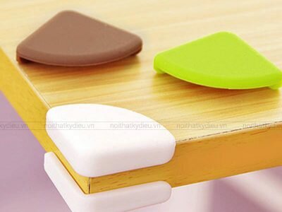 Bộ 4 bịt góc bàn silicone nhiều màu